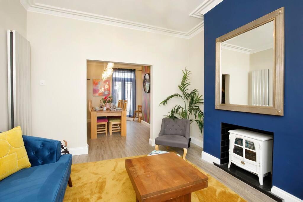 The Milton - Stylish Terraced Villa York Esterno foto