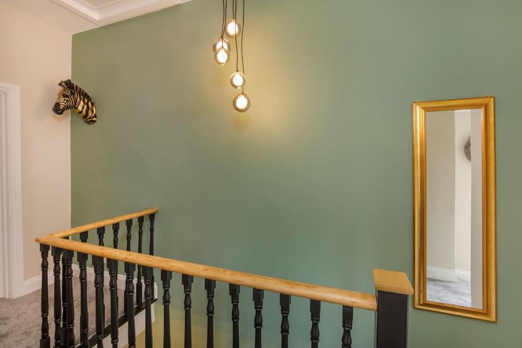 The Milton - Stylish Terraced Villa York Esterno foto